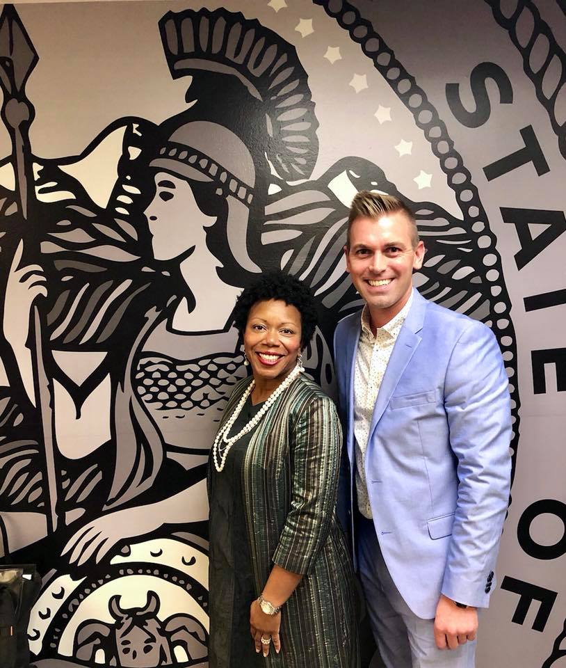 31793517_1672194062817587_1074789413768134656_n